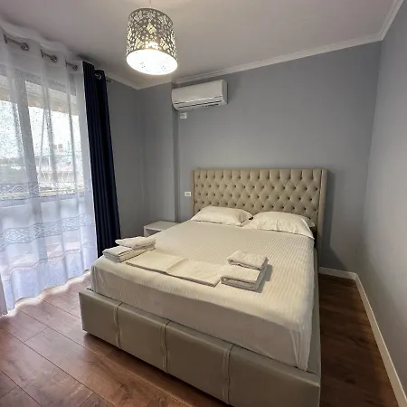 Apartament Lovely By The Seaside